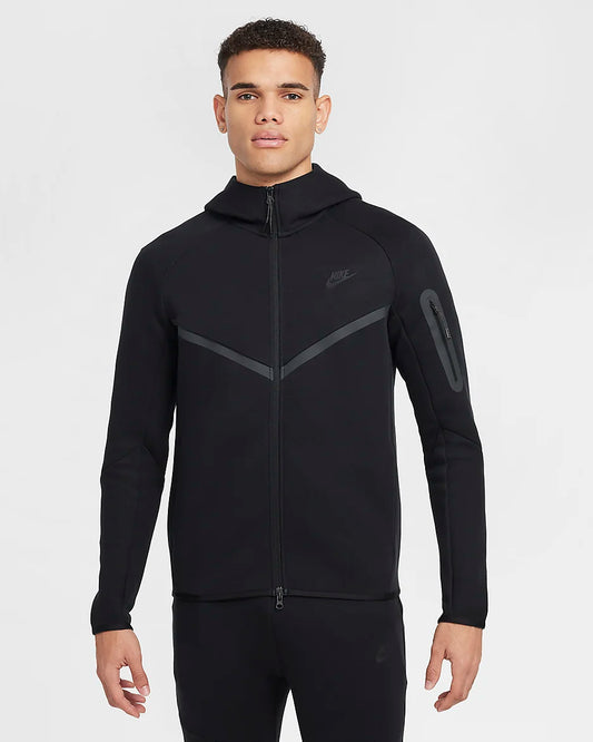 Ensemble nike tech