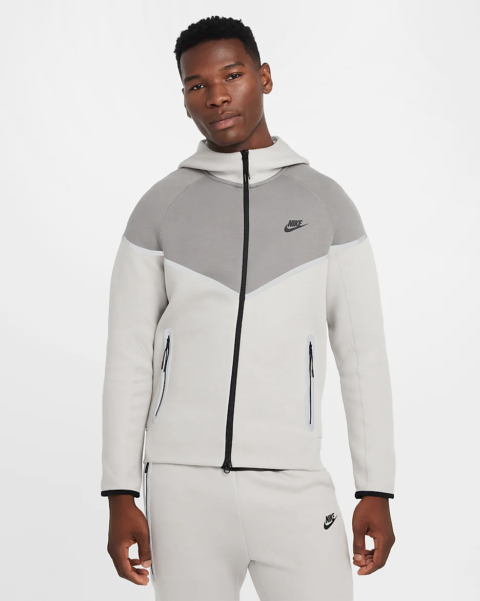 Ensemble nike tech